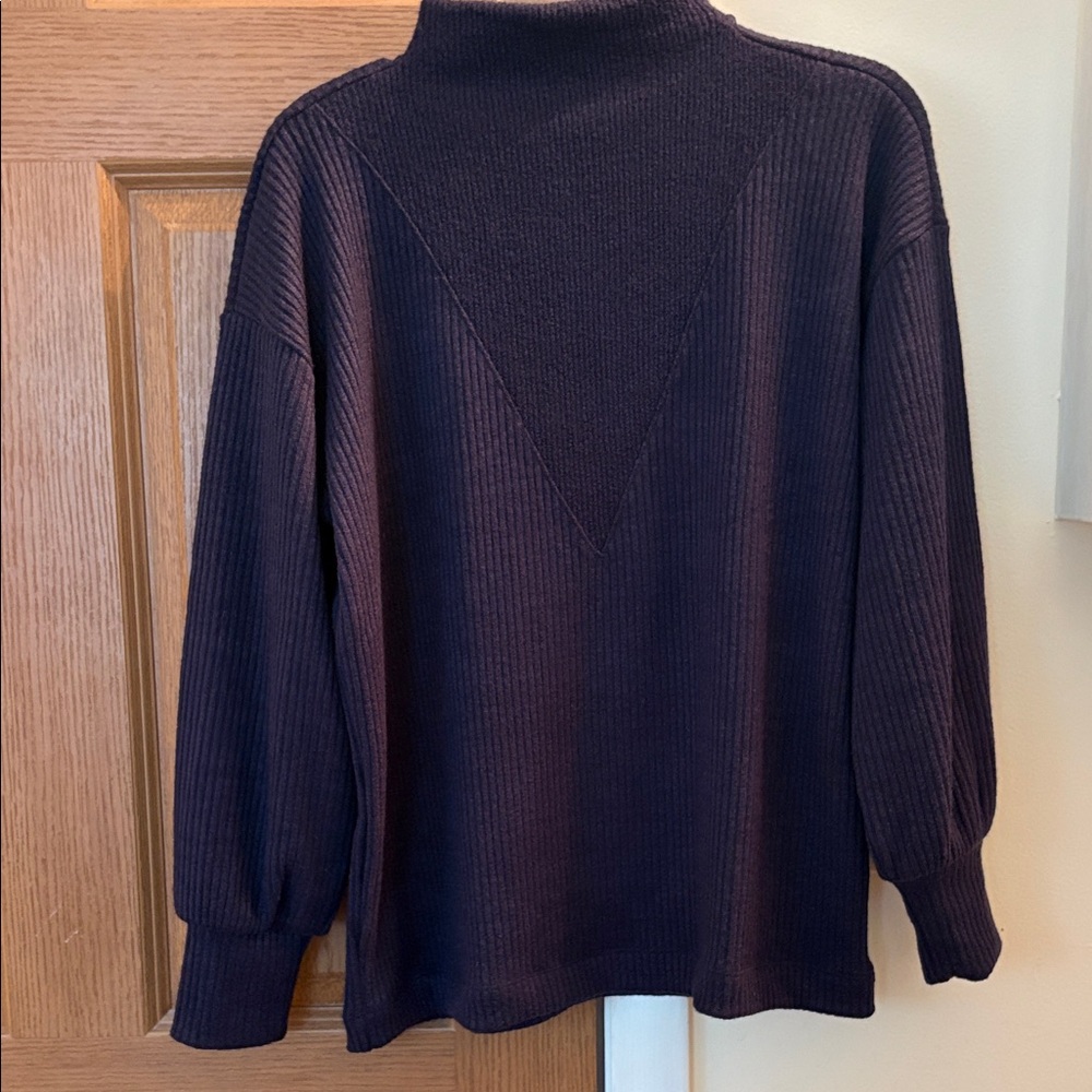 LOFT Women's Navy Crew Neck Sweater